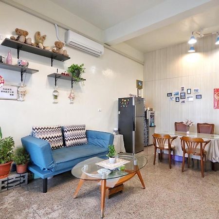 Wanghong Homestay Kota Tua Kota Tua Hengchun Bagian luar foto